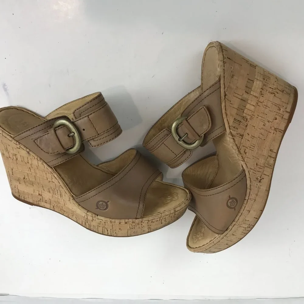 Born leather cork wedge platform sandal US 9